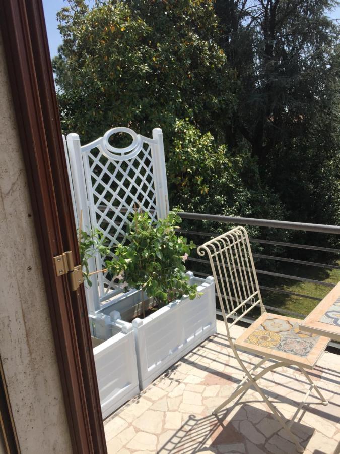 B&B La Villa Mediterranea Passirano ภายนอก รูปภาพ